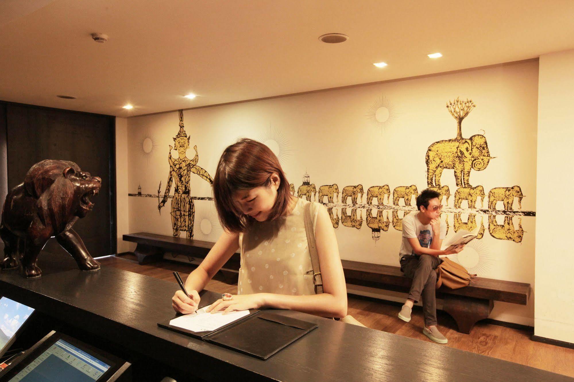 Tenface Bangkok Bagian luar foto